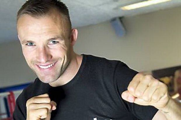 Kembali ke ring, Kessler...