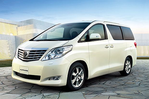 Alphard dan Land Cruiser...