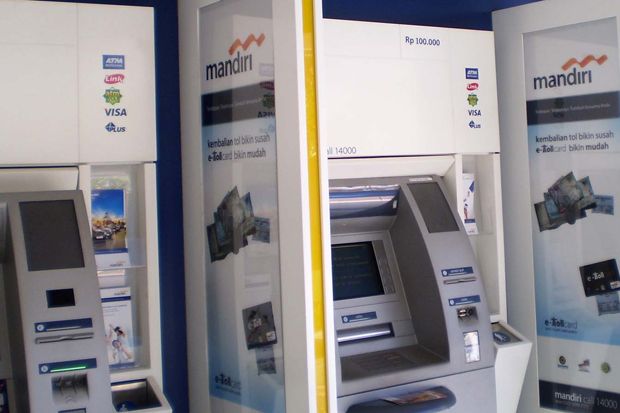 Ribuan nasabah Bank...