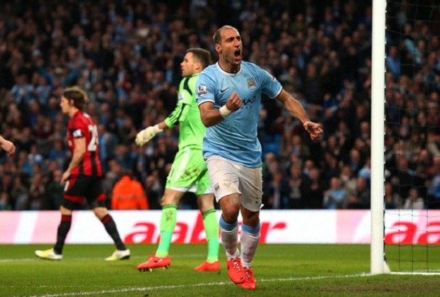 City buru trofi Champions...