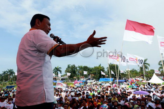 Ical-Wiranto makan malam...