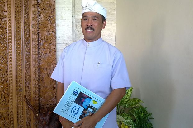 I Wayan Suryantara,...