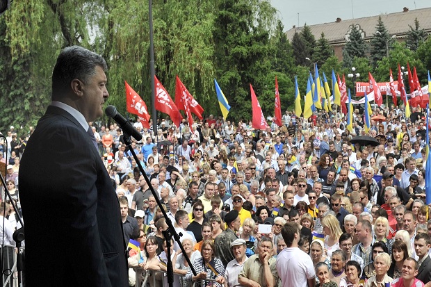 Jelang pemilu, Ukraina...