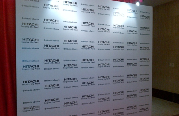 Hitachi eBworx Buka...