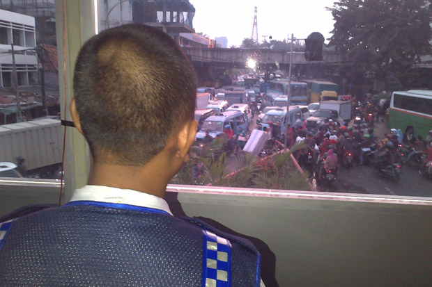 Motor Nekat Penyebab...