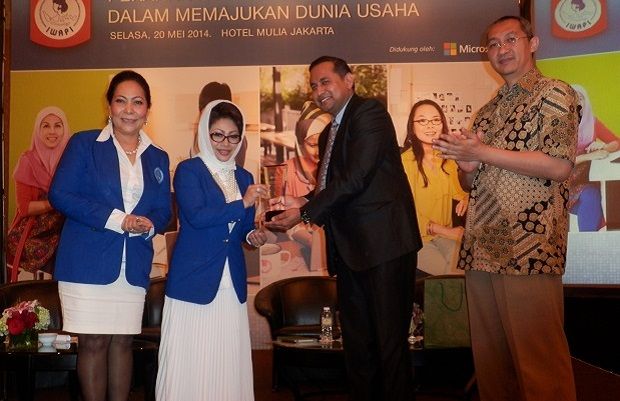 Wanita Pengusaha Harus...