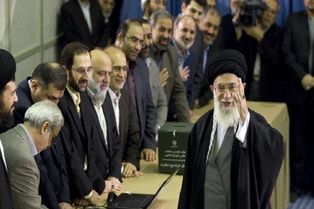 Iran Bantah Rekrut Pengungsi...