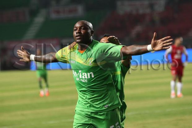 Persebaya Tempel Ketat...