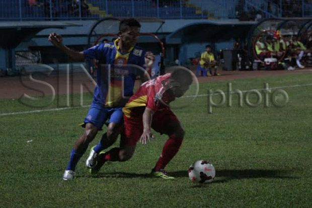 Pelatih Semen Padang...