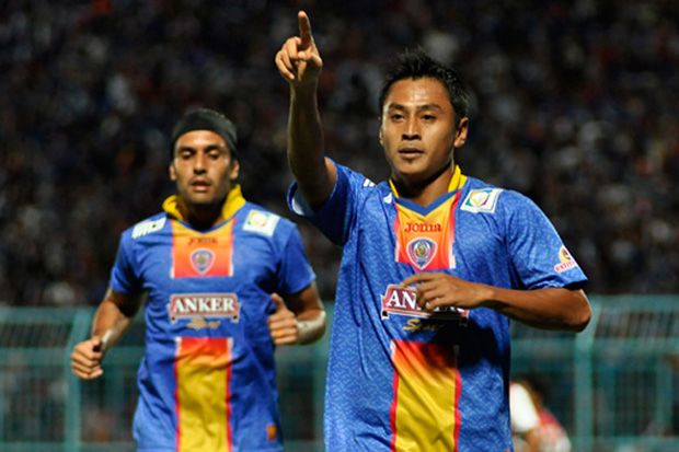 Miris, Striker Lokal...