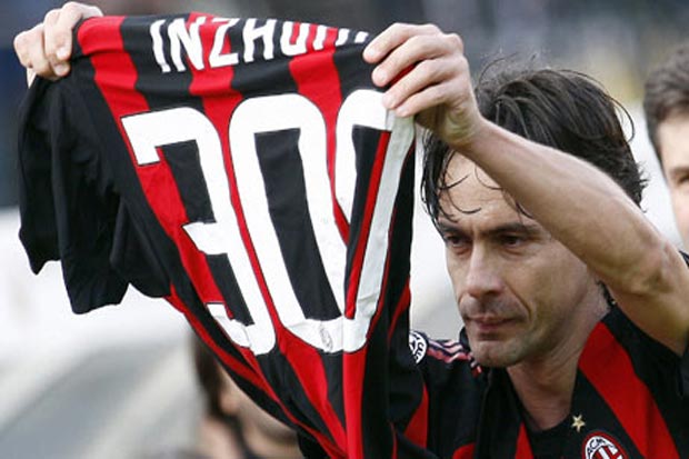 Inzaghi Dikabarkan Melatih...