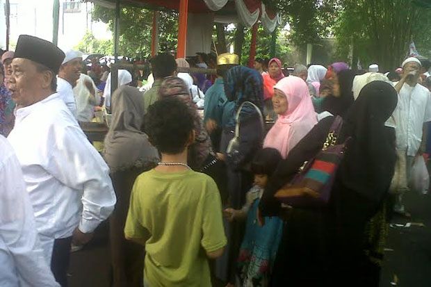 Ibu-ibu Pengajian Beri...