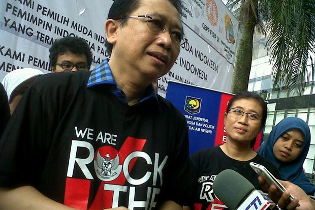 Marzuki kirim SMS ke...