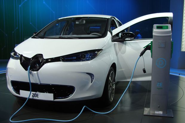 Renault Kembangkan Baterai...