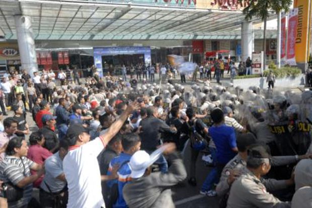 Polres Depok Antisipasi...