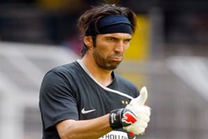 Buffon Ingin Bertemu...