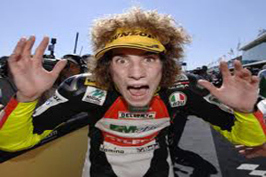 Simoncelli Segera Berlabel...