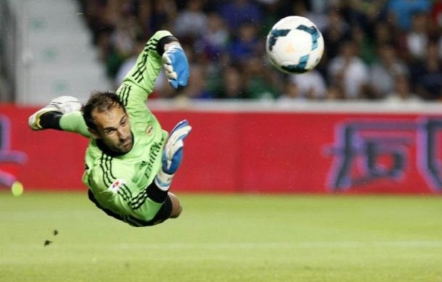 Diego Lopez Dipastikan...