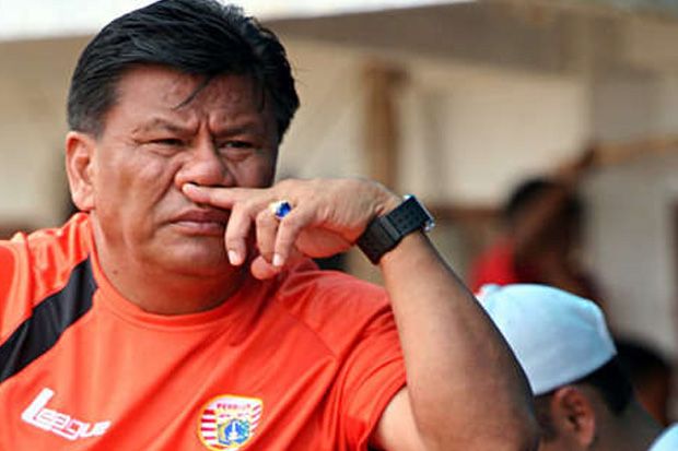 Penyerang Lokal Opsi...