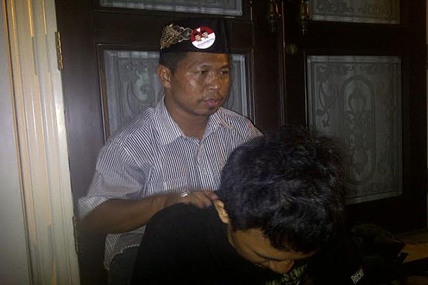 Tukang Pijat Ini Nekat...