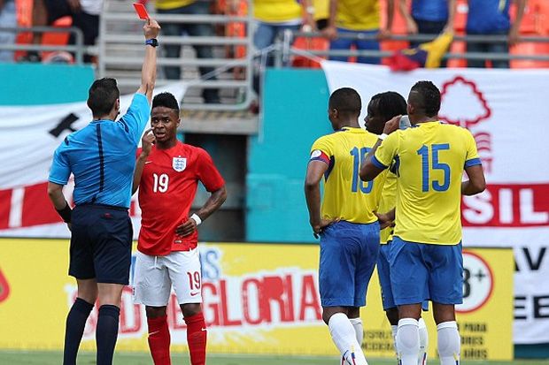 Sterling Ikuti Jejak...