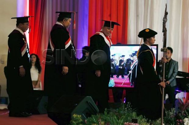 Tim Prabowo-Hatta Abaikan...