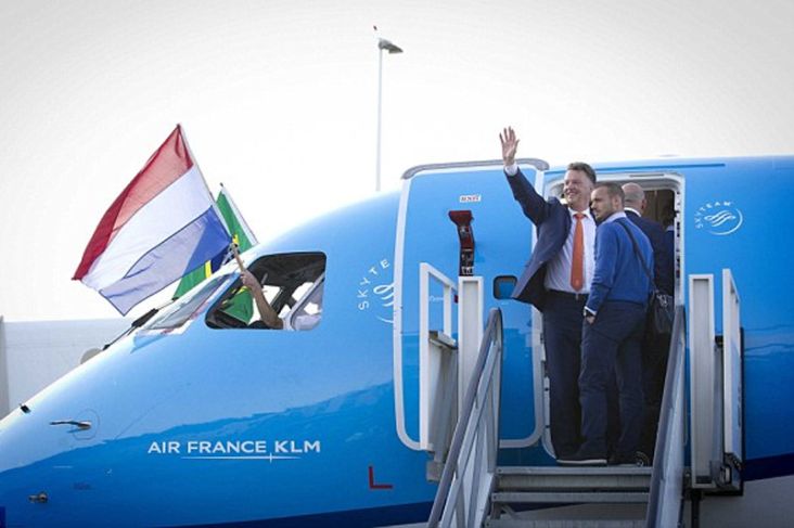 Skuat Belanda Terbang...