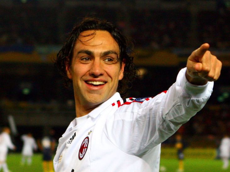 Nesta Bunuh Diri Saat...
