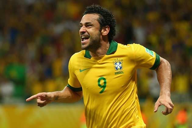 Gol Tunggal Fred Taklukkan...