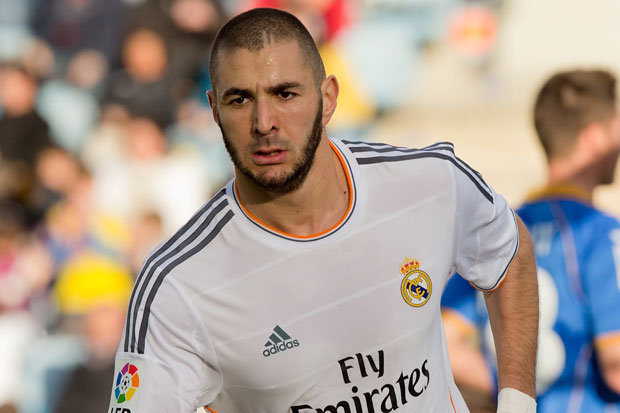 Benzema Dukung Suarez...