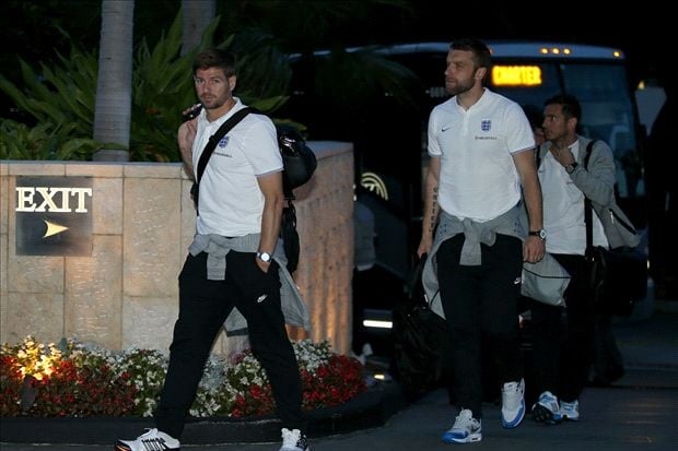 Gerrard Minta Rekan...