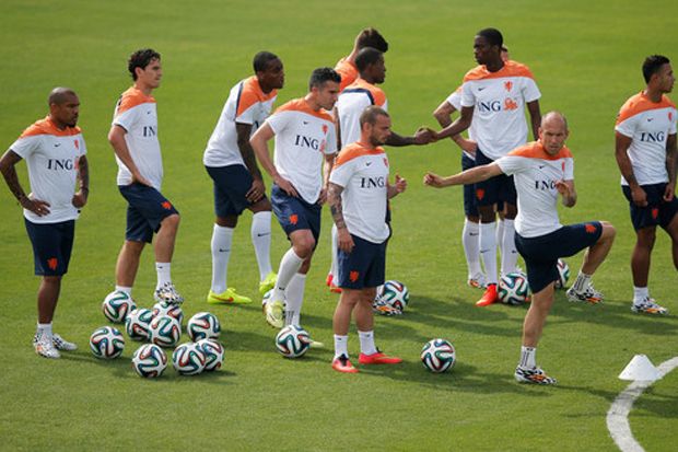 Skuat Belanda Terkendala...
