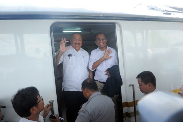 Gubernur Sambut Baik...