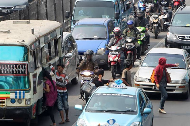 Potret Buram Angkutan...