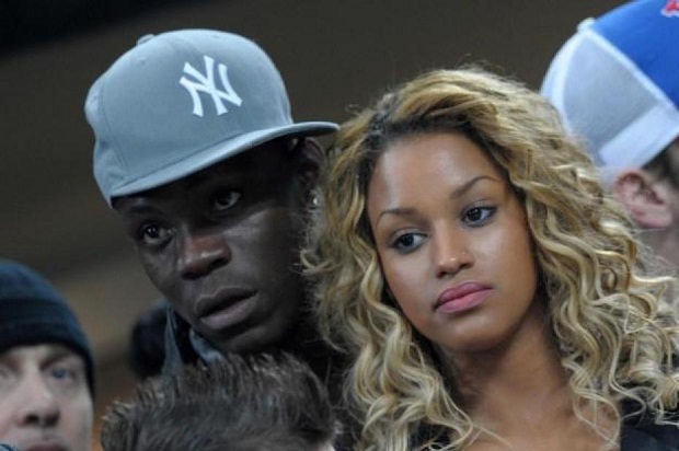 Hore, Balotelli Nikah...