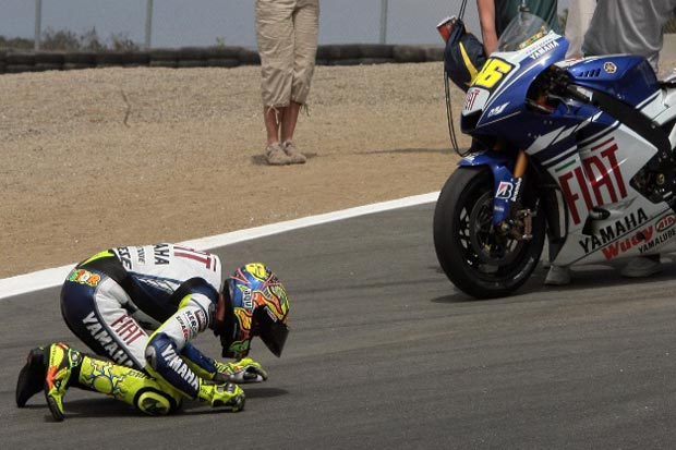 Rossi Ingin Tempel Pembalap...