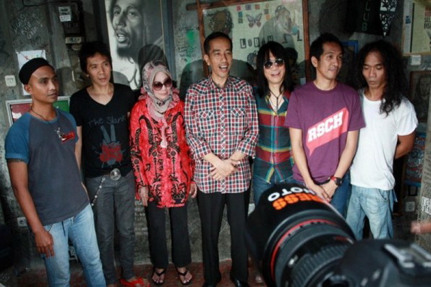 Slank: Demokrasi Itu...