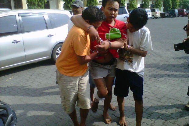 Pencuri Rumah Polisi...
