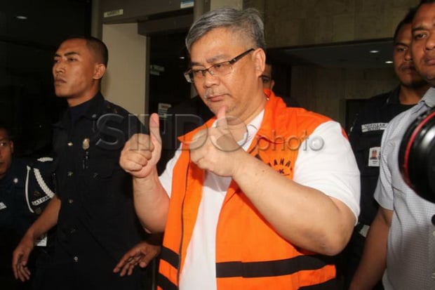 KPK Beri Sinyal Tuntut...