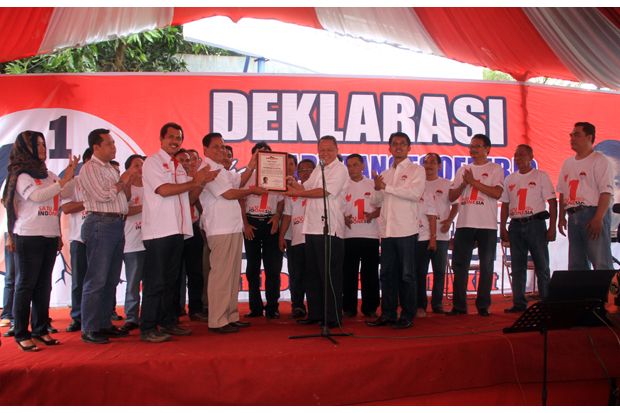 Jadi Lawan Politik,...