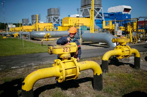 Pasokan Gas Rusia ke...