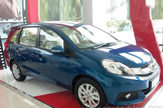 Honda Mobilio Versi...