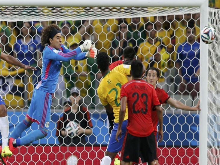 Skuat Brazil Puji Ochoa