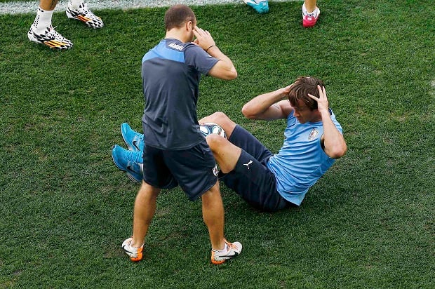 Lawan Inggris, Uruguay...
