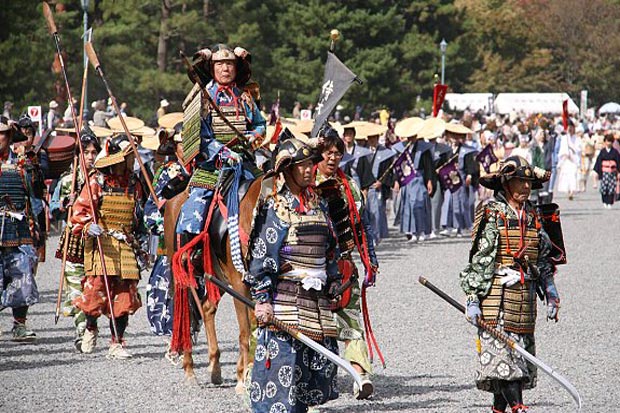 Pendekar Samurai Acak-acak...