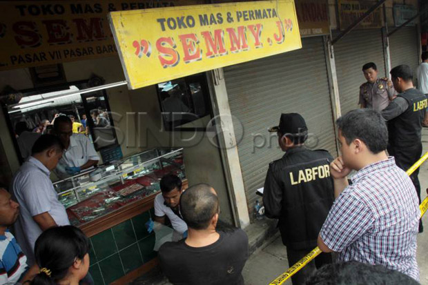 Ramadan, Toko Emas dan...