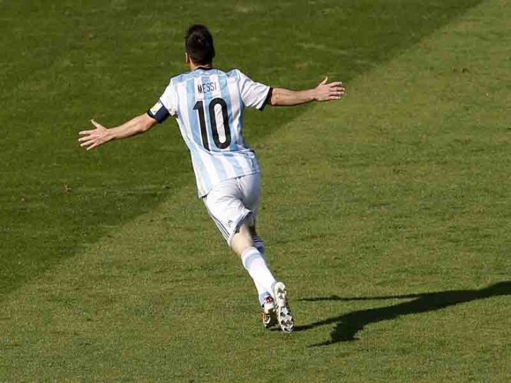 Sabella Puji Messi Setinggi...
