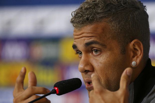 Kritik Fred, Alves Sebut...