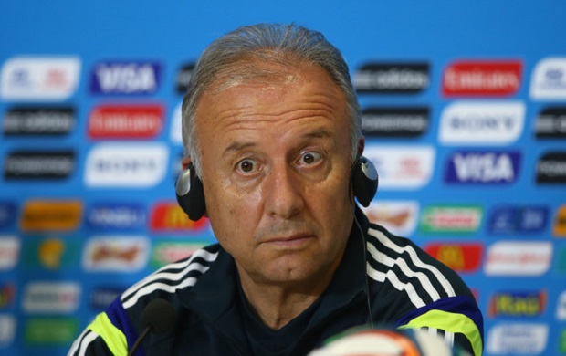 Zaccheroni Sulit Padukan...
