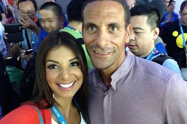 Reporter Cantik Kosta...
